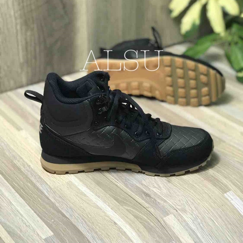 NWT Nike MD Runner 2 MID Prem Black W AUTHENTIC - Picture 5 of 8